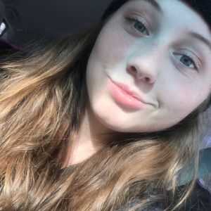 Meet your Posher, Aimee